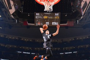 乐鱼体育平台-女篮姑娘的拼搏让梦想成真，女篮姑娘们